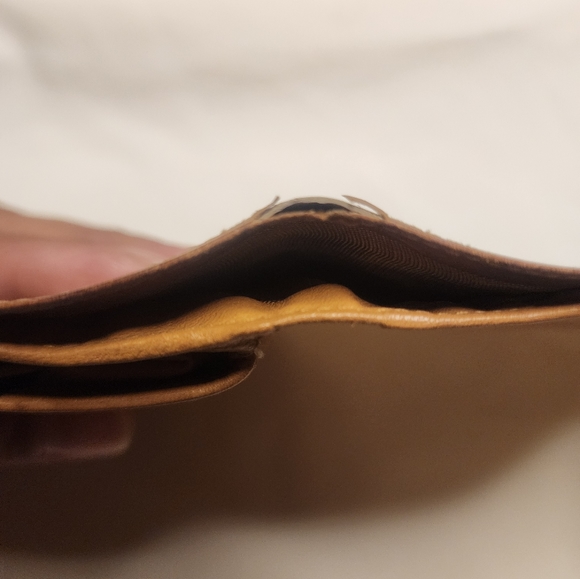 Authentic Vintage Celine Soft Leather Tri Fold Wallet - Picture 7 of 16